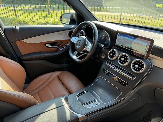 Mercedes-Benz GLC-KLASSE 200 Business Solution AMG Sportstoelen Leder, AMG Sport/ Night/ Ambience/ Park/ Spiegel Pakket, Int.Light+, Trekhaak, Lmv 19''