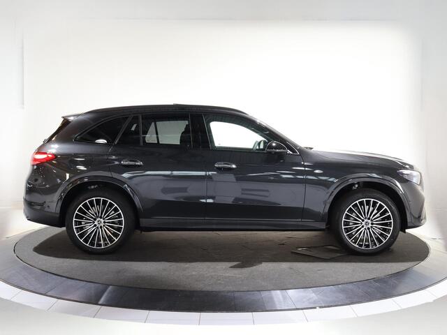Mercedes-Benz GLC-KLASSE 300e 4MATIC Sport Edition | Panoramaschuifdak | Night | Premium pakket | 360° camera |
