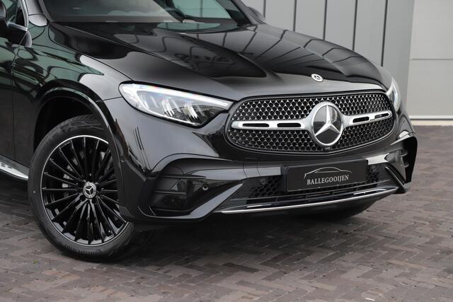Mercedes-Benz GLC-KLASSE 300e AMG 4-Matic | 313PK | Pano | Sfeerverlichting | Distronic | Memory | Stuurwielverw. | Standkachel | Trekhaak | Stoelverw. | 2025.
