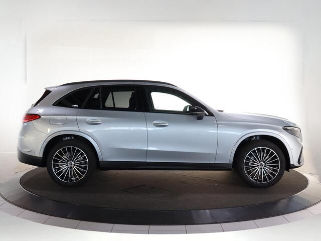 Mercedes-Benz GLC-KLASSE 300e 4MATIC Sport Edition | Panoramaschuifdak | Premium pakket | Nightpakket | 360° camera | Dodehoekassistent | DIGITAL LIGHT |