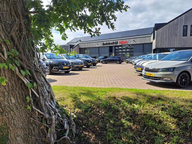 Mercedes-Benz GLC-KLASSE 350e 4MATIC Business Solution | Trekhaak | Pano | LED | Stoelverwarming voor & achter | Leder | Blind spot | Keyless |