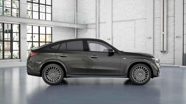 Mercedes-Benz GLC-KLASSE Coupé 300e 4MATIC Sport Edition | Panoramaschuifdak | Trekhaak | Treeplanken | Rijassistentiepakket Plus | Premium pakket | Nightpakket |