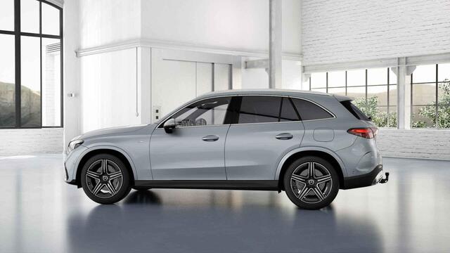 Mercedes-Benz GLC-KLASSE 300e 4MATIC AMG Line | Digital light | 20 inch | 36 camera | Trekhaak |