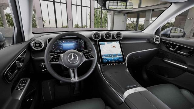Mercedes-Benz GLC-KLASSE 300e 4MATIC Luxury Line | Trekhaak | Premium pakket | Winter pakket |