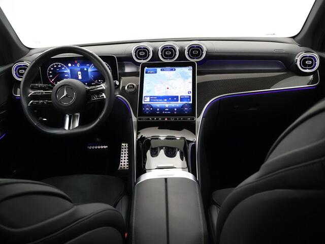 Mercedes-Benz GLC-KLASSE 300e 4MATIC AMG Line | Panoramadak | Trekhaak | Carbon | Winter pakket | 360 camera | Keyless GO |