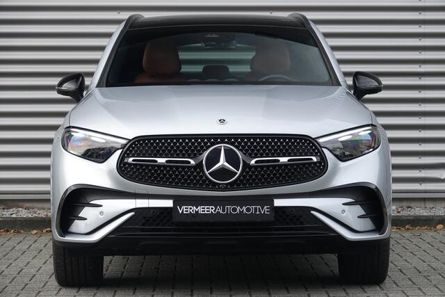 Mercedes-Benz GLC-KLASSE 400e 4MATIC AMG Line | Pano | Achteras Sturing | Luchtvering | Burmester | Trekhaak | HUD |
