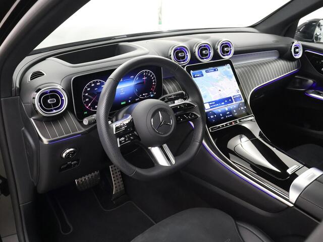 Mercedes-Benz GLC-KLASSE 300e 4MATIC AMG Line | Premium plus | Panoramadak | Trekhaak | Night pakket |