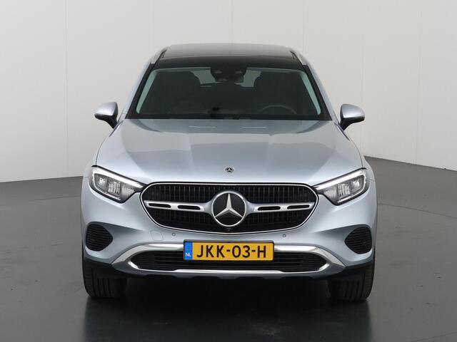 Mercedes-Benz GLC-KLASSE 300e 4MATIC Luxury Line | Rij assistentie pakket | Panoramadak | Trekhaak | 360 camera |