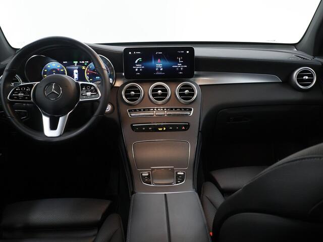 Mercedes-Benz GLC-KLASSE Coupé 300e 4MATIC Premium Plus | Schuif/kanteldak | Multibeam | Burmester | Memory | Widescreen | Keyless | Headup |