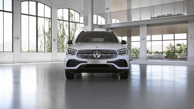 Mercedes-Benz GLC-KLASSE 300e 4MATIC Premium Plus | Night | Panoramadak | Trekhaak | Stoelverwarming | 360 graden camera |