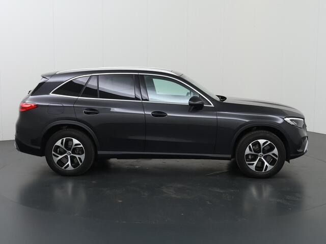 Mercedes-Benz GLC-KLASSE 300e 4MATIC Luxury Line | Panoramadak | Memory | Winter pakket |