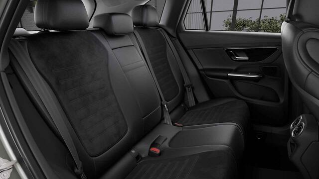 Mercedes-Benz GLC-KLASSE 300e 4MATIC AMG Line | Panoramadak | Trekhaak | Memory |