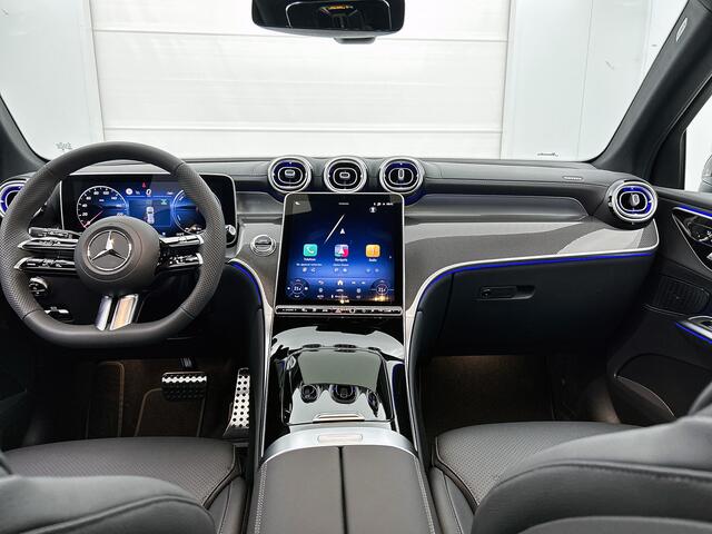 Mercedes-Benz GLC-KLASSE 300e 4MATIC Sport Edition | Premium pakket | Trekhaak | Nightpakket | Panoramaschuifdak | 360° camera | DIGITAL LIGHT | Smartphone-integratie | 20 inch AMG velgen | Memorypakket |