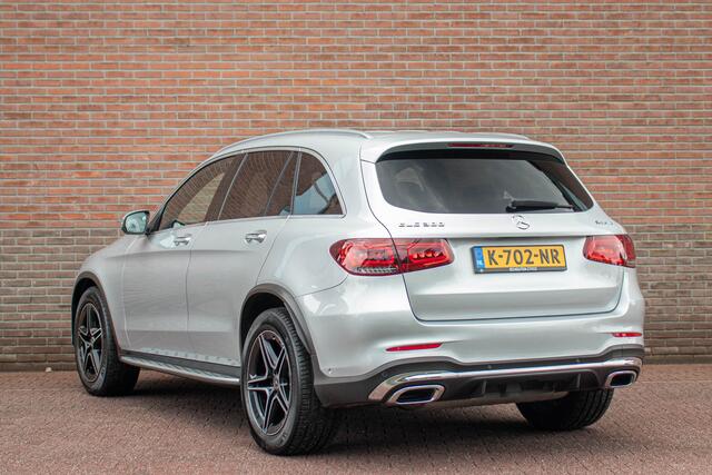 Mercedes-Benz GLC-KLASSE 300 4MATIC AMG Line, Panoramadak, Carplay, Stoelverwarming, Keyless, Trekhaak, Leder, Camera, Full LED.