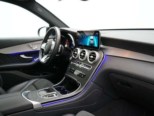 Mercedes-Benz GLC-KLASSE 300e 4MATIC Premium Plug In Hybrid 320pk PHEV | Trekhaak Af Fabriek | Panodak | Adaptive Cruise | Camera | Alcantara Sportstoelen Memory & Verwarmd | Sfeerverlichting | Apple Carplay | Blis | Navigatie | DAB |