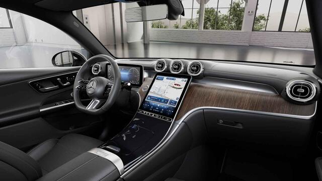 Mercedes-Benz GLC-KLASSE Coupé 300e 4MATIC AMG Line | Massage | Premium plus | Trekhaak | 20 inch | Winter pakket | Night pakket |