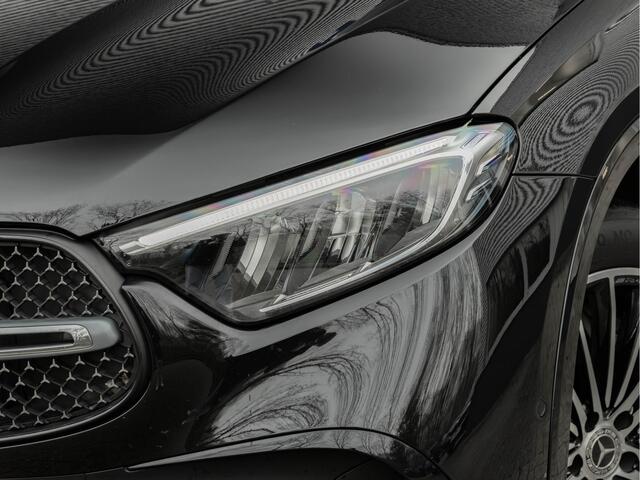 Mercedes-Benz GLC-KLASSE 300e 4MATIC AMG Line - Pano - Trekhaak - 360 Camera