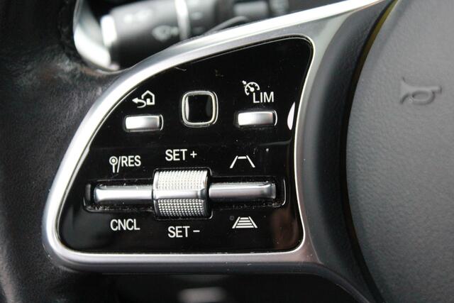 Mercedes-Benz GLC-KLASSE 300e 4MATIC Premium Plus | Pano | Trekhaak | Carplay |