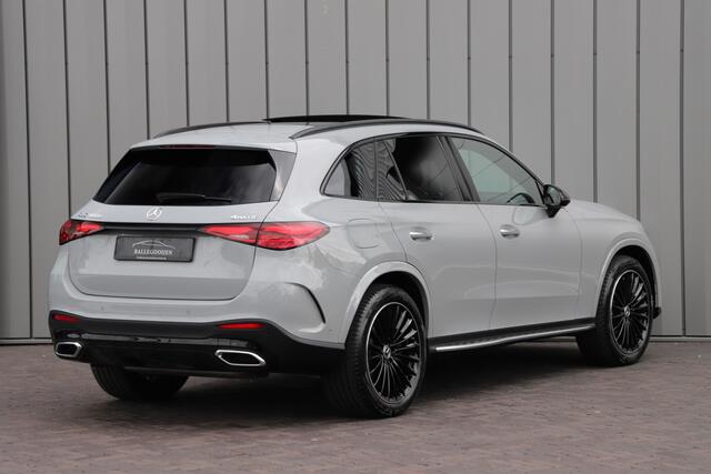 Mercedes-Benz GLC-KLASSE 400e AMG 4-Matic | 381PK | Head-up | Keyless-go | Pano | Sfeerverlichting | Burmester | Digital-light | Trekhaak | 2024.