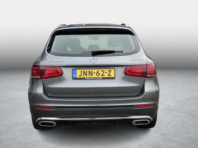 Mercedes-Benz GLC-KLASSE 300e 4MATIC Business Solution AMG | Head up display | Memorypakket | Panoramadak