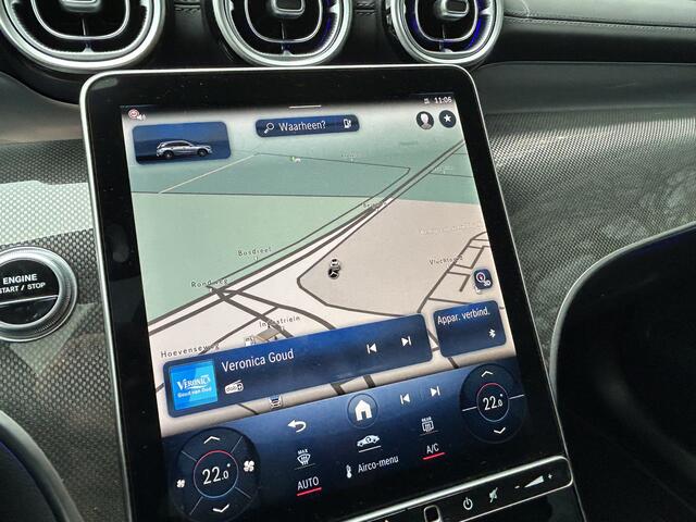 Mercedes-Benz GLC-KLASSE 300e AMG 4Matic Plugin Hybride 300e AMG 4Matic // Trekhaak // Panoramadak // 360 Camera // Memory // 9.817km // Nightpakket