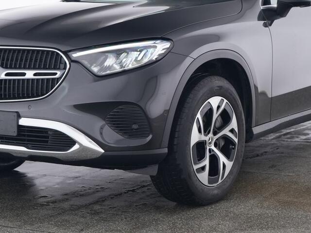 Mercedes-Benz GLC-KLASSE 300 e 4MATIC Plug-In Hybride Trekhaak | Rijassistentiepakket plus | Parkeerpakket met 360°-camera | Memory Voorstoelen | Stoel en Stuurverwarming. Inclusief 24 maanden MB Certified garantie voor Europa.