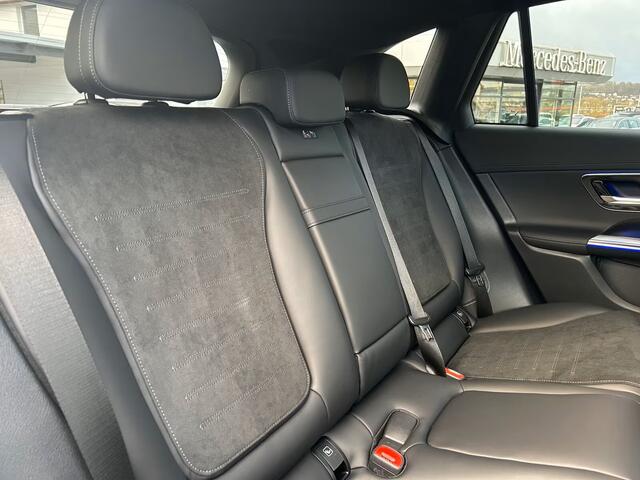 Mercedes-Benz GLC-KLASSE 300de 4MATIC AMG Line Plug-in Hybrid Distronic Night Pakket Trekhaak LED Stuurverwarming Stoelverwarming