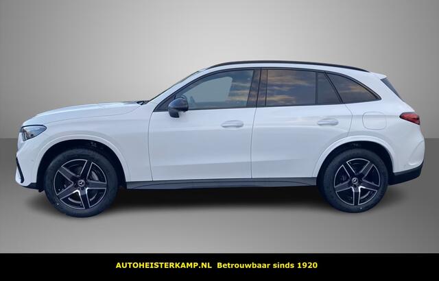 Mercedes-Benz GLC-KLASSE 300de 4MATIC AMG Line Plug-in Hybrid Distronic Night Pakket Trekhaak LED Stuurverwarming Stoelverwarming