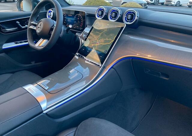 Mercedes-Benz GLC-KLASSE 300de 4MATIC AMG Line Plug-in Hybrid Distronic Night Pakket Trekhaak LED Stuurverwarming Stoelverwarming