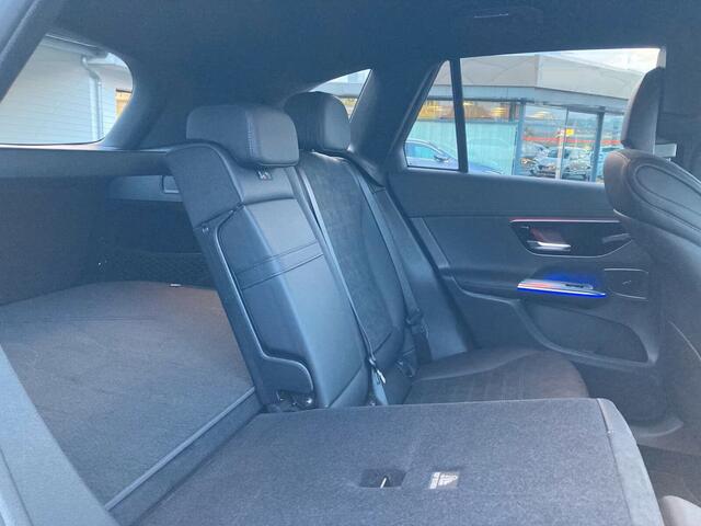 Mercedes-Benz GLC-KLASSE 300de 4MATIC AMG Line Plug-in Hybrid Distronic Night Pakket Trekhaak LED Stuurverwarming Stoelverwarming