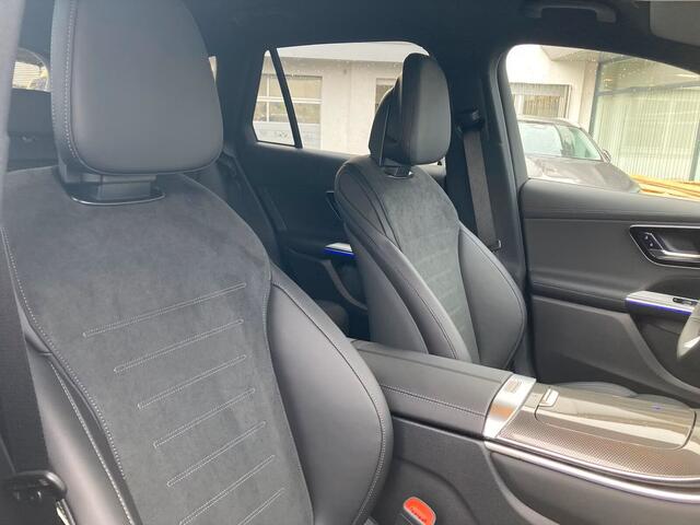 Mercedes-Benz GLC-KLASSE 300de 4MATIC AMG Line Plug-in Hybrid Distronic Night Pakket Trekhaak LED Stuurverwarming Stoelverwarming