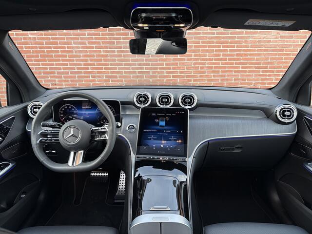 Mercedes-Benz GLC-KLASSE 400e 4MATIC AMG Line | Pano | Trekhaak | Off-Roader |