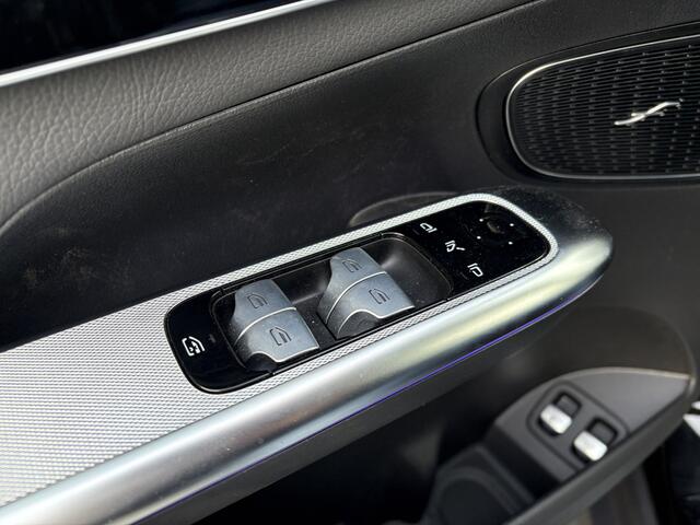 Mercedes-Benz GLC-KLASSE 400e 4MATIC AMG Line | Pano | Trekhaak | Off-Roader |