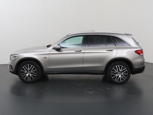 Mercedes-Benz GLC-KLASSE 300e 4MATIC Business Solution Luxury | Panoramadak | Multibeam | Burmester | 360 graden camera | Keyless |