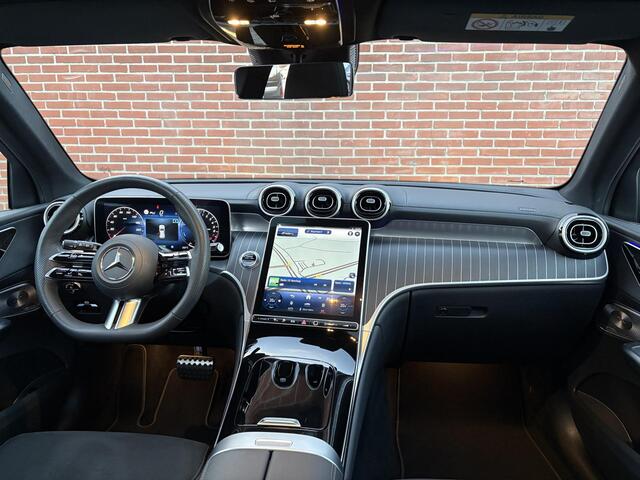 Mercedes-Benz GLC-KLASSE 300e 4MATIC AMG Line | Pano | Burmester | Trekhaak |