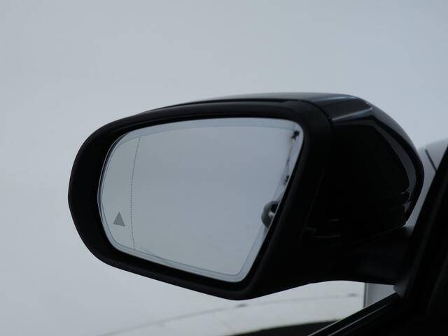 Mercedes-Benz GLC-KLASSE 300 e 4MATIC AMG Plug-In Hybride Panoramadak | Sfeerverlichting | AMG Styling Inclusief 24 maanden MB Certified garantie voor Europa.