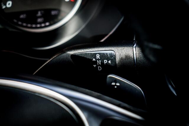 Mercedes-Benz GLC-KLASSE 250 4MATIC Premium AMG | Luchtvering | Adapt. Cruise | Trekhaak | 360 camera | memory | Stoelverwarming