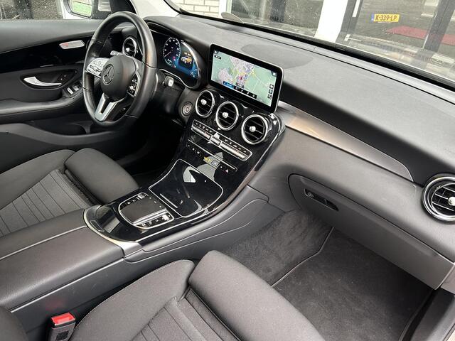 Mercedes-Benz GLC-KLASSE 300e 4MATIC Business Solution | Stoelverwarming | Cruise Control | Navigatie
