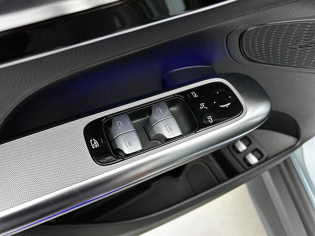 Mercedes-Benz GLC-KLASSE 300e 4MATIC Sport Edition | Premium pakket | Winter pakket | Nightpakket | Rijassistentiepakket Plus | Trekhaak | Digital Light | Smartphone integratie | Panoramaschuifdak | 360° camera |