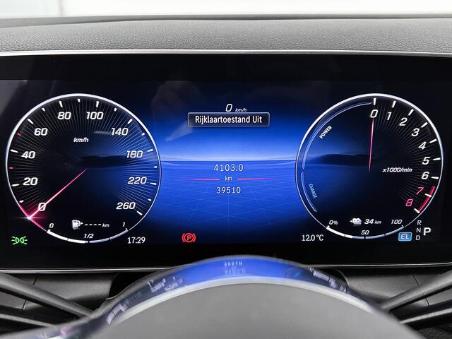 Mercedes-Benz GLC-KLASSE 300 e 4MATIC Luxury Line Lichtmetalen velgen | Navigatie | Parking support met camera achter | stuur verwarming |memory stoelen| Inclusief 24 maanden MB Certified garantie voor Europa.