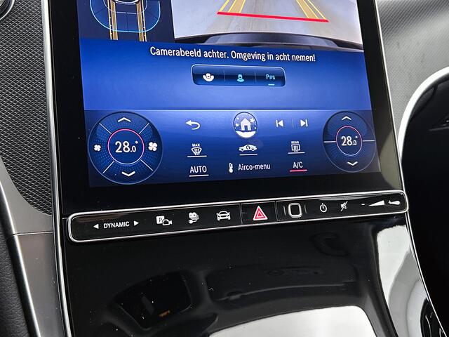 Mercedes-Benz GLC-KLASSE 300 e 4MATIC Luxury Line Lichtmetalen velgen | Navigatie | Parking support met camera achter | stuur verwarming |memory stoelen| Inclusief 24 maanden MB Certified garantie voor Europa.