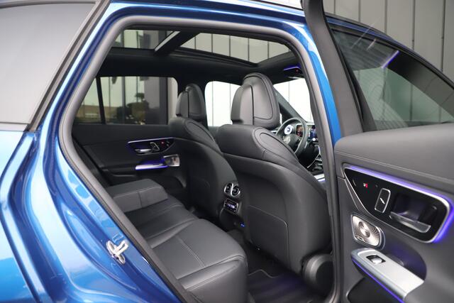 Mercedes-Benz GLC-KLASSE 400e AMG 4-Matic | 381PK | Massage | Achterasbesturing | Luchtvering | Head-up | Keyless-go | Burmester | Stoelkoeling | Trekhaak | 2024.