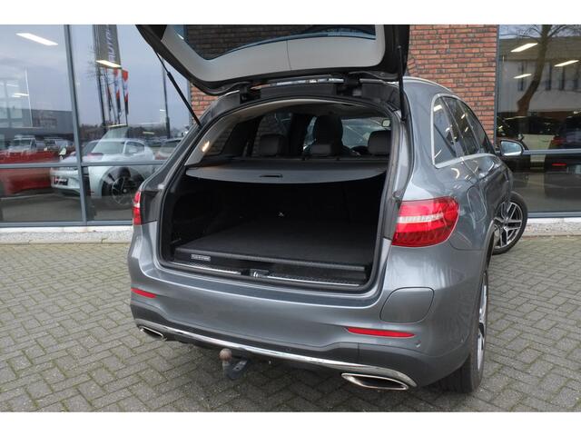 Mercedes-Benz GLC-KLASSE 350e 4MATIC AMG line Trekhaak, Panoramadak, Achteruitrijcamera