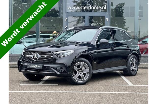 Mercedes-Benz GLC-KLASSE 300e 4MATIC AMG I Airmatic l Gestuurde achteras l Panoramadak l Burmester l Distronic l LED met adaptief groot licht assistent l Memory l MBUX l Wegklapbare trekhaak l Sfeerverlichting l 360 Camera | Techniek- pakket l Winter pakket l Smartphone integrati