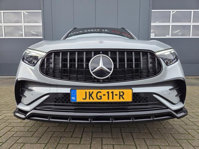 Mercedes-Benz GLC-KLASSE 300e 4MATIC Sport Edition AMG,360 Camera,Pano,volgsysteem,20 Inch Velgen,enz Garantie tot 11-2027 of tot 200.000 km !!!!