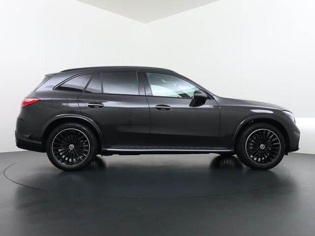 Mercedes-Benz GLC-KLASSE 300e 4MATIC Sport Edition | Massagestoelen Voorin | Luchtvering | Achterasbesturing 4.5° | Distronic Cruise Control | Memoryseats | Trekhaak Wegklapbaar | Head-Up Display | 360° Camera