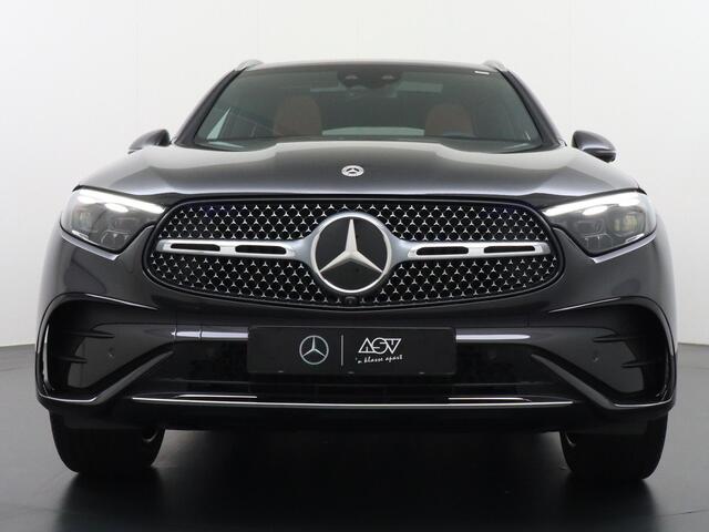 Mercedes-Benz GLC-KLASSE 400e 4MATIC Sport Edition | Achterasbesturing | Luchtvering | Panorama - Schuifdak | Head-Up Display | Trekhaak Wegklapbaar | 360° Camera | Memorystoelen | Distronic Cruise Control