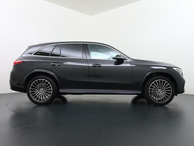 Mercedes-Benz GLC-KLASSE 300e 4MATIC Sport Edition | Distronic Cruise Control | Massagestoelen Voorin | Memoryseats | Panorama - Schuifdak | Head-Up Display | 360° Camera | Burmester Surround Sound