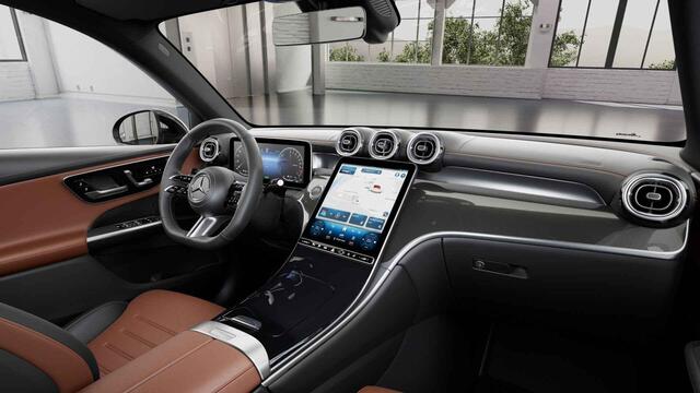 Mercedes-Benz GLC-KLASSE 300e 4MATIC Sport Edition | Panoramaschuifdak | Premium pakket | Nightpakket | 360° camera | Dodehoekassistent | DIGITAL LIGHT |