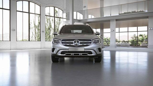 Mercedes-Benz GLC-KLASSE 300e 4MATIC Business Solution Luxury | Panoramadak | Distronic | Keyless | LED verlichting | Achteruitrijcamera | Stoelverwarming |